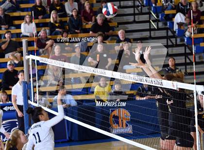 Thumbnail 1 in Menlo School @ Point Loma (CIF State D4 Final) photogallery.