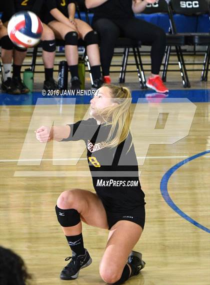 Thumbnail 3 in Menlo School @ Point Loma (CIF State D4 Final) photogallery.