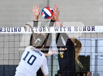 Thumbnail 3 in Menlo School @ Point Loma (CIF State D4 Final) photogallery.