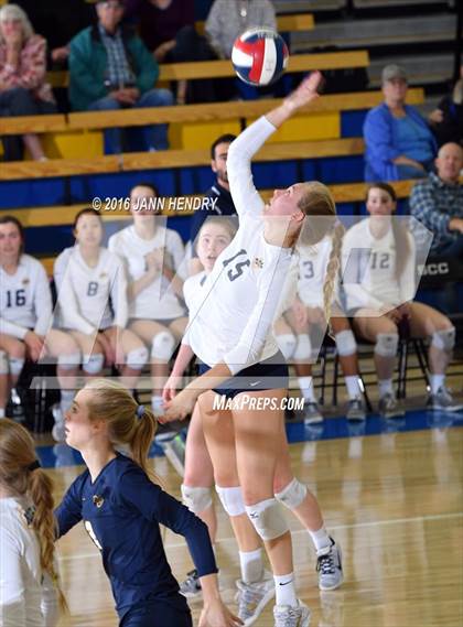 Thumbnail 2 in Menlo School @ Point Loma (CIF State D4 Final) photogallery.