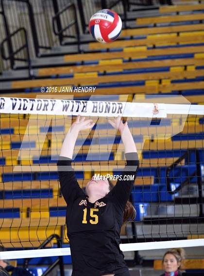 Thumbnail 3 in Menlo School @ Point Loma (CIF State D4 Final) photogallery.