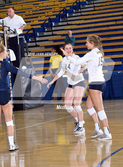 Thumbnail 1 in Menlo School @ Point Loma (CIF State D4 Final) photogallery.