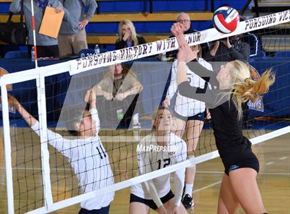 Thumbnail 3 in Menlo School @ Point Loma (CIF State D4 Final) photogallery.