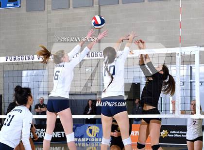 Thumbnail 1 in Menlo School @ Point Loma (CIF State D4 Final) photogallery.