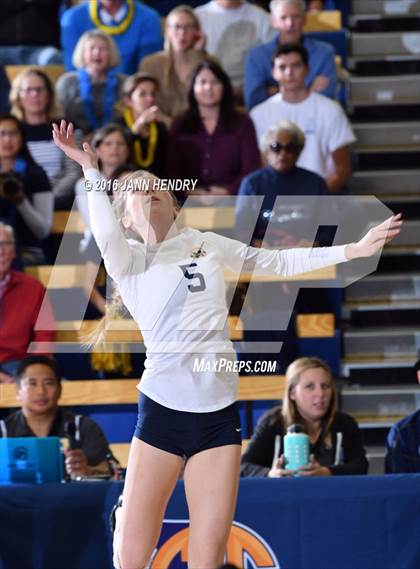 Thumbnail 1 in Menlo School @ Point Loma (CIF State D4 Final) photogallery.