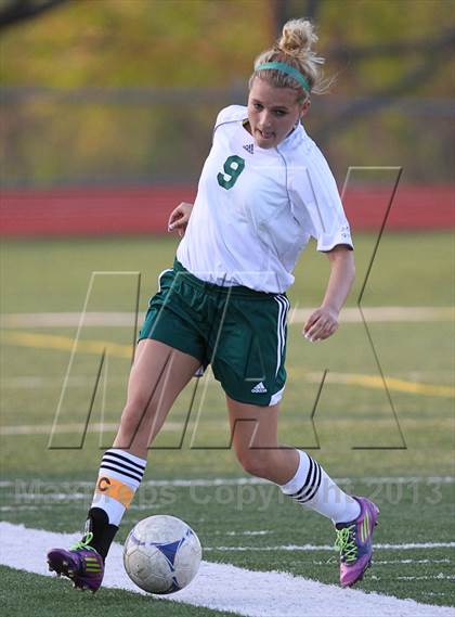 Thumbnail 3 in Olathe East vs. South photogallery.