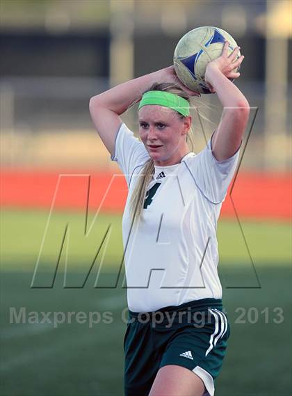Thumbnail 1 in Olathe East vs. South photogallery.