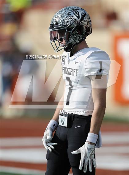 Thumbnail 3 in Westlake vs. Vandegrift (UIL 6A D2 Quarterfinal Playoff) photogallery.
