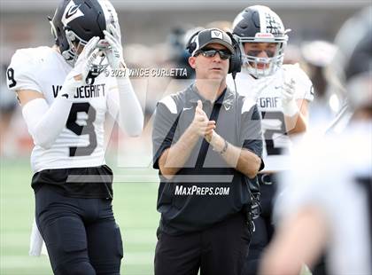 Thumbnail 3 in Westlake vs. Vandegrift (UIL 6A D2 Quarterfinal Playoff) photogallery.