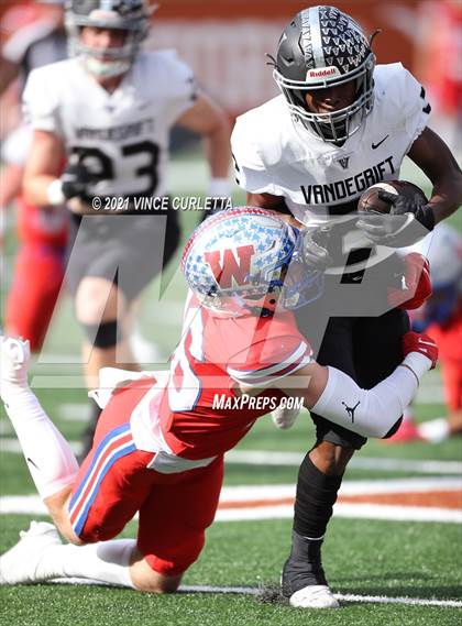 Thumbnail 2 in Westlake vs. Vandegrift (UIL 6A D2 Quarterfinal Playoff) photogallery.
