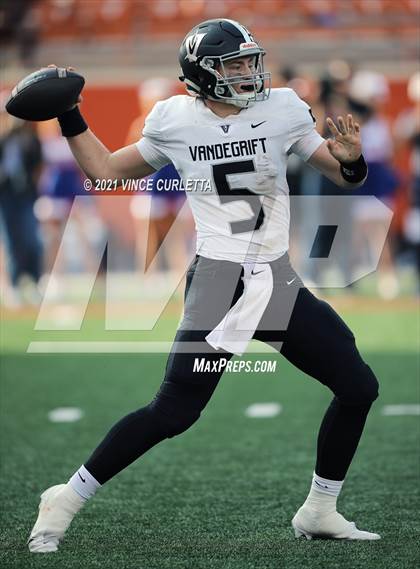 Thumbnail 3 in Westlake vs. Vandegrift (UIL 6A D2 Quarterfinal Playoff) photogallery.