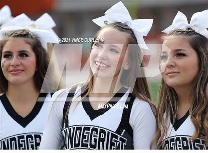 Thumbnail 2 in Westlake vs. Vandegrift (UIL 6A D2 Quarterfinal Playoff) photogallery.