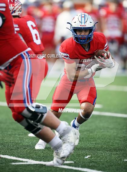 Thumbnail 1 in Westlake vs. Vandegrift (UIL 6A D2 Quarterfinal Playoff) photogallery.
