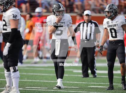 Thumbnail 2 in Westlake vs. Vandegrift (UIL 6A D2 Quarterfinal Playoff) photogallery.
