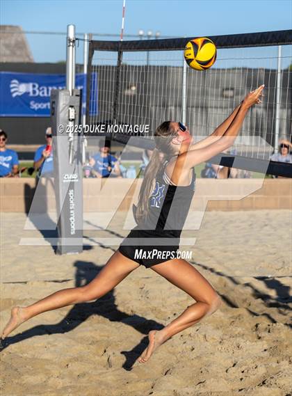 Thumbnail 1 in Fountain Hills vs Saguaro (AIA Pairs D-II Semifinals) photogallery.