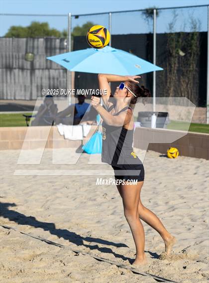 Thumbnail 3 in Fountain Hills vs Saguaro (AIA Pairs D-II Semifinals) photogallery.