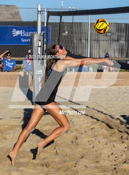 Thumbnail 3 in Fountain Hills vs Saguaro (AIA Pairs D-II Semifinals) photogallery.