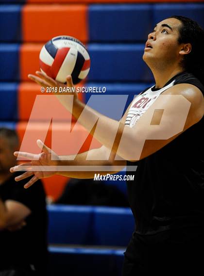 Thumbnail 3 in Red Mountain vs Prescott (Westwood Invitational) photogallery.