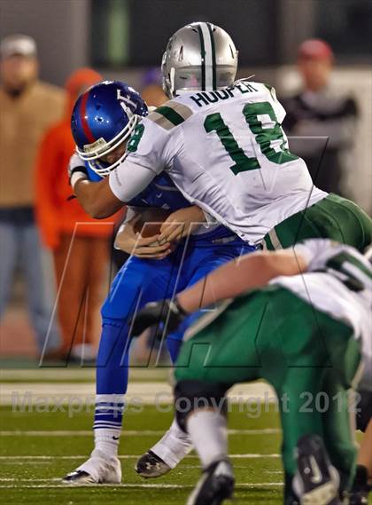 Thumbnail 3 in Folsom vs. De La Salle (CIF NorCal Regional Open Division Final) photogallery.