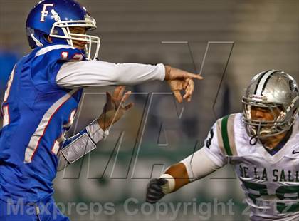 Thumbnail 3 in Folsom vs. De La Salle (CIF NorCal Regional Open Division Final) photogallery.