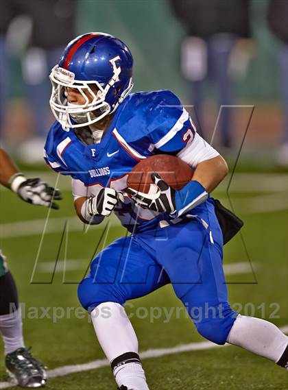 Thumbnail 3 in Folsom vs. De La Salle (CIF NorCal Regional Open Division Final) photogallery.