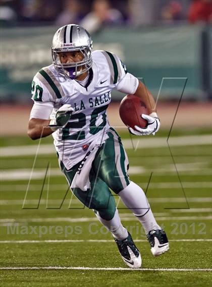 Thumbnail 1 in Folsom vs. De La Salle (CIF NorCal Regional Open Division Final) photogallery.