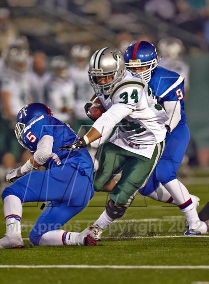 Thumbnail 3 in Folsom vs. De La Salle (CIF NorCal Regional Open Division Final) photogallery.