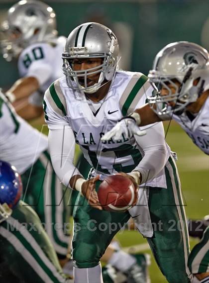Thumbnail 3 in Folsom vs. De La Salle (CIF NorCal Regional Open Division Final) photogallery.