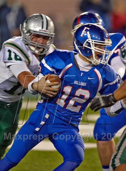 Thumbnail 2 in Folsom vs. De La Salle (CIF NorCal Regional Open Division Final) photogallery.