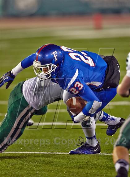 Thumbnail 1 in Folsom vs. De La Salle (CIF NorCal Regional Open Division Final) photogallery.
