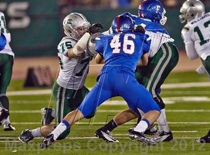 Thumbnail 2 in Folsom vs. De La Salle (CIF NorCal Regional Open Division Final) photogallery.