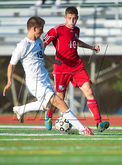 Thumbnail 3 in Smithtown East @ Smithtown West photogallery.