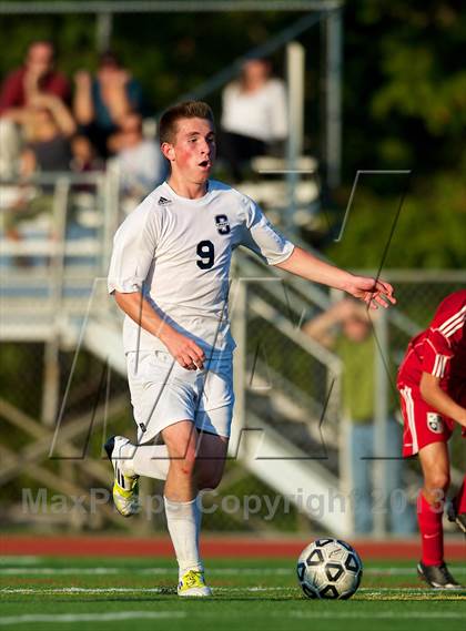 Thumbnail 1 in Smithtown East @ Smithtown West photogallery.