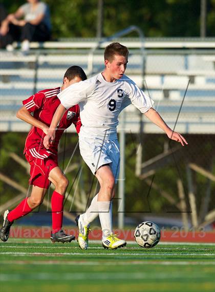 Thumbnail 2 in Smithtown East @ Smithtown West photogallery.