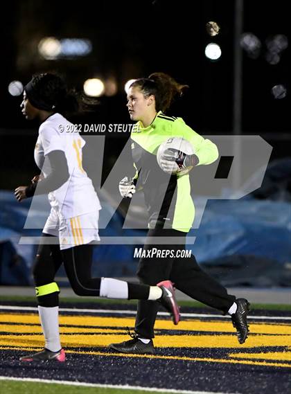 Thumbnail 1 in Yuba City @ Inderkum photogallery.