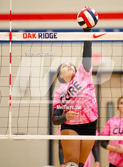 Thumbnail 2 in College Park @ Oak Ridge photogallery.