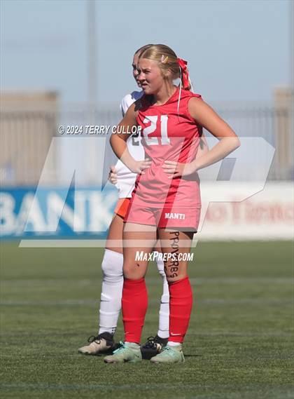 Thumbnail 2 in Manti vs. Ogden (UHSAA 3A Semifinal) photogallery.