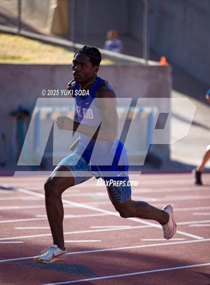 Thumbnail 2 in West Texas Relays photogallery.