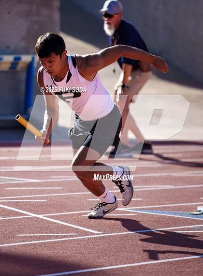 Thumbnail 1 in West Texas Relays photogallery.