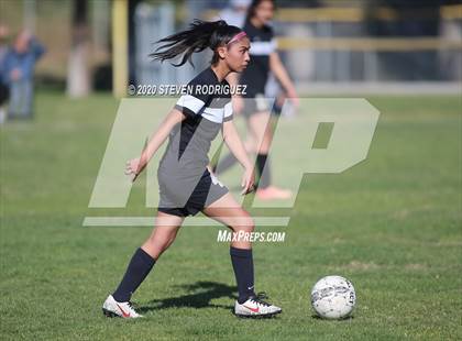 Thumbnail 3 in Millennium vs. Los Banos photogallery.