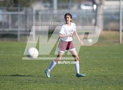 Thumbnail 2 in Millennium vs. Los Banos photogallery.