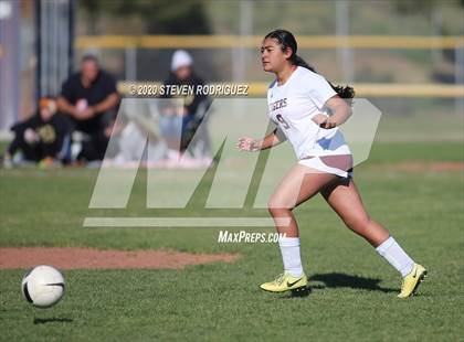 Thumbnail 2 in Millennium vs. Los Banos photogallery.