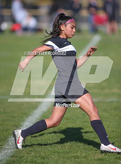 Thumbnail 3 in Millennium vs. Los Banos photogallery.