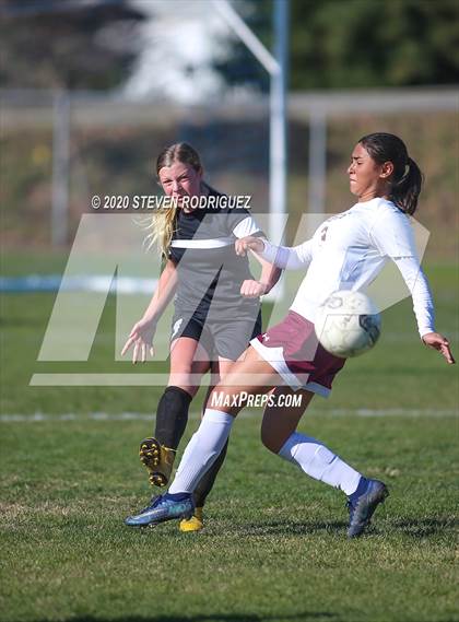 Thumbnail 2 in Millennium vs. Los Banos photogallery.