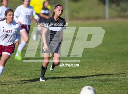 Thumbnail 2 in Millennium vs. Los Banos photogallery.