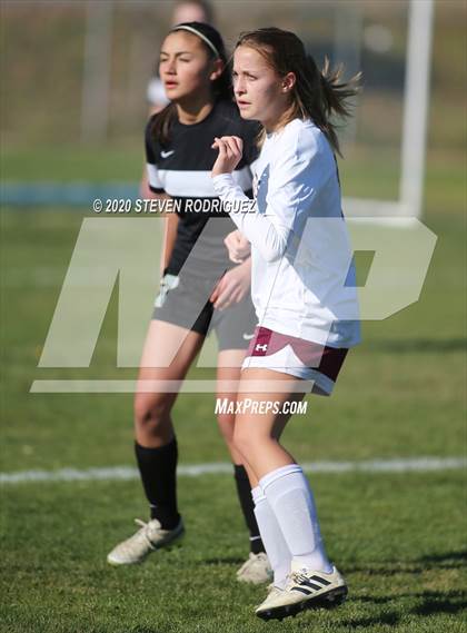 Thumbnail 3 in Millennium vs. Los Banos photogallery.