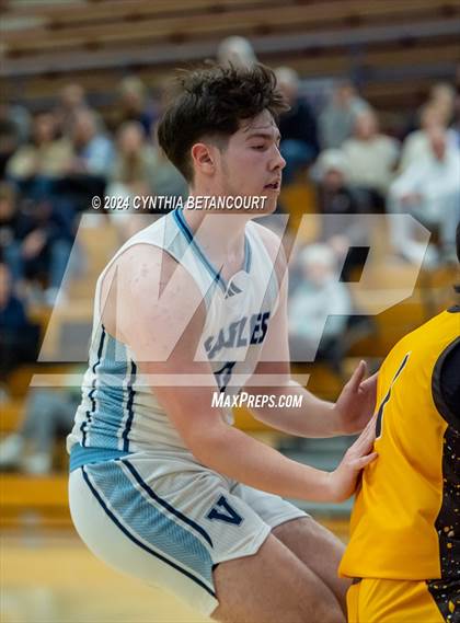 Thumbnail 2 in Valor Christian vs Thomas Jefferson photogallery.