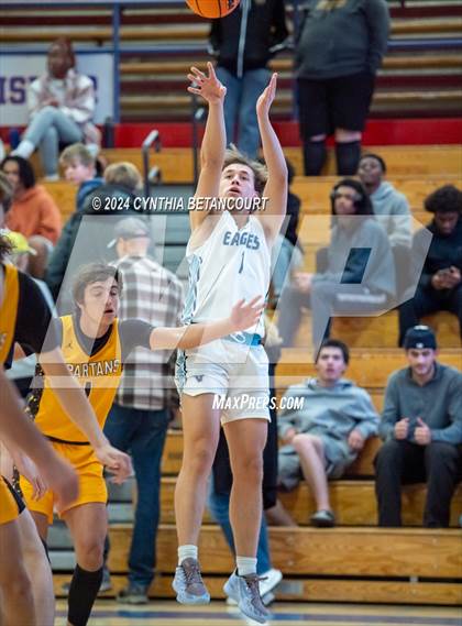 Thumbnail 3 in Valor Christian vs Thomas Jefferson photogallery.