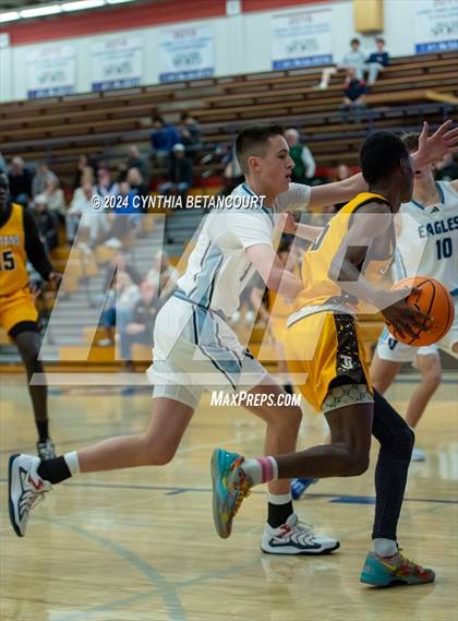 Thumbnail 1 in Valor Christian vs Thomas Jefferson photogallery.
