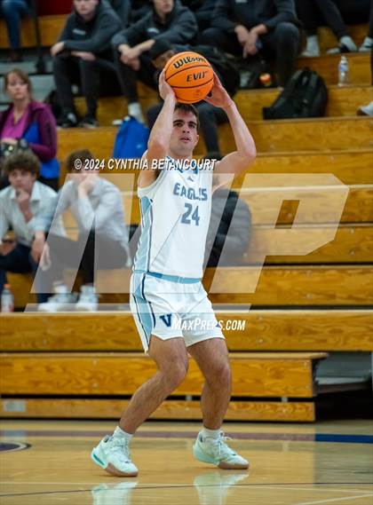 Thumbnail 2 in Valor Christian vs Thomas Jefferson photogallery.